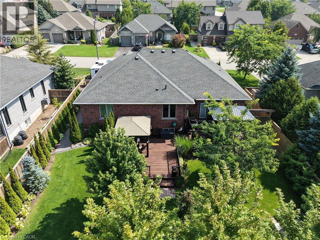42 GRAYDON Drive - Image 46