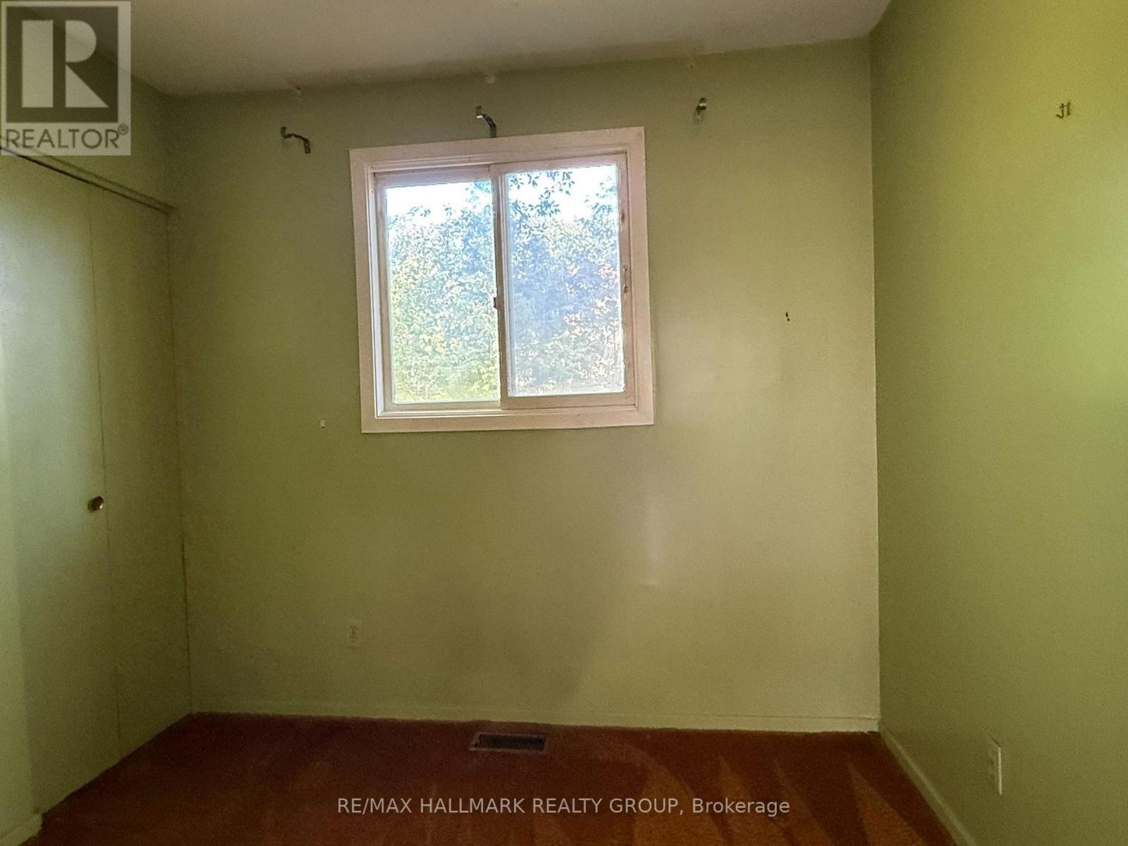 488 BAYVIEW DRIVE - 14