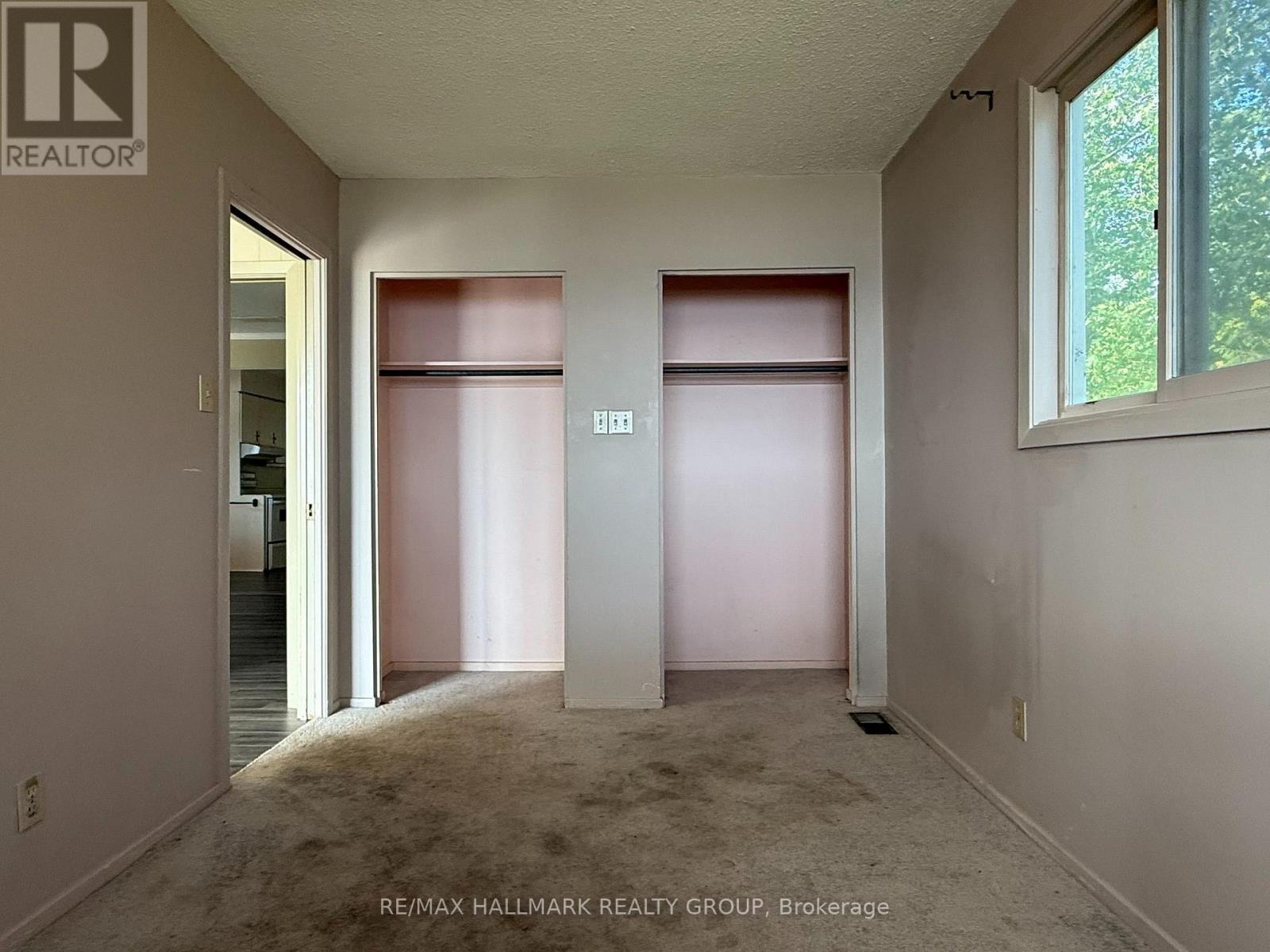 488 BAYVIEW DRIVE - 16