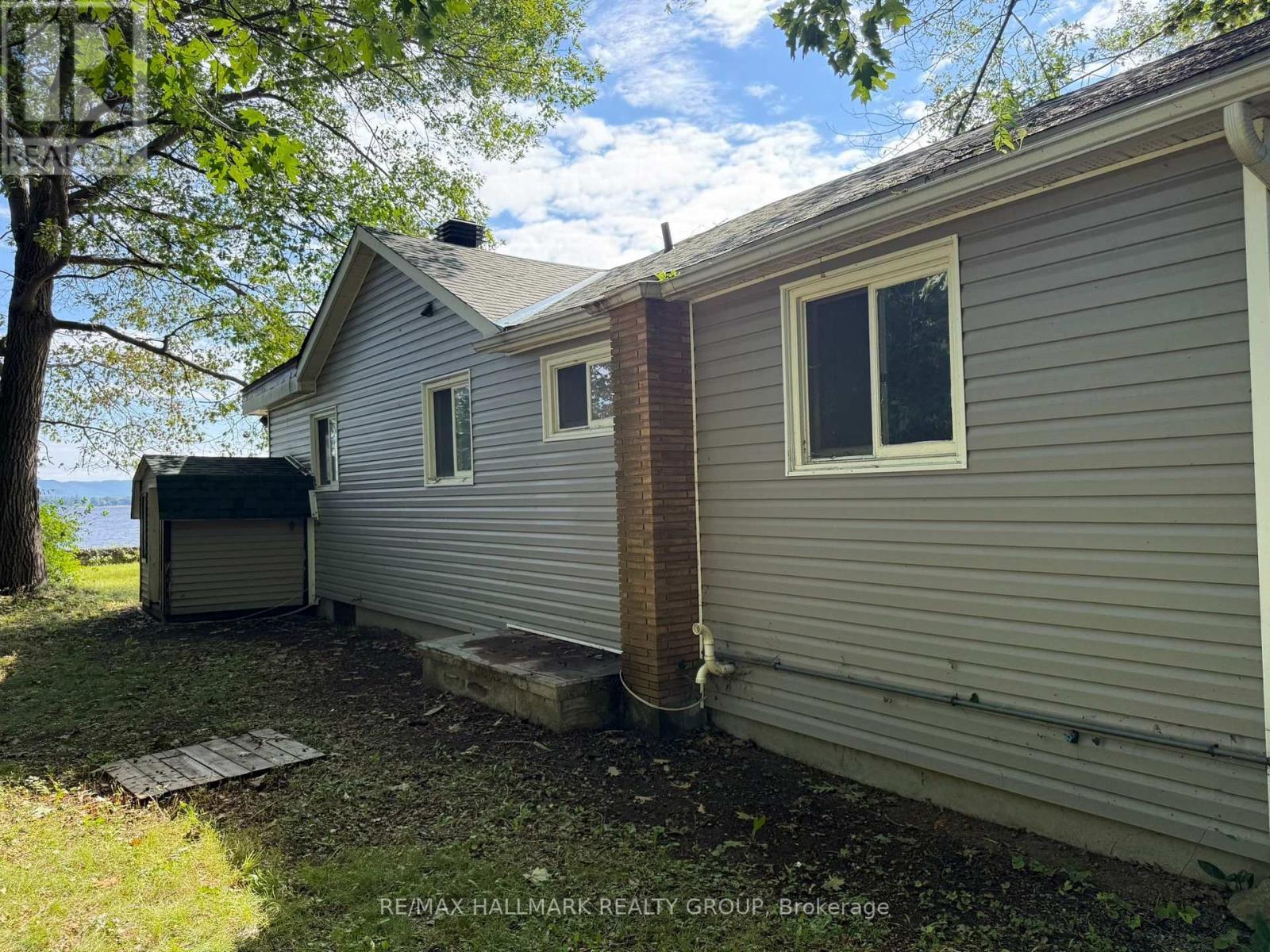 488 BAYVIEW DRIVE - Image 22