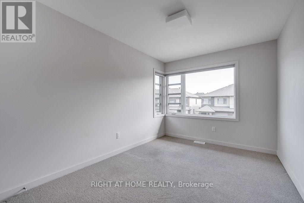 1030 EIDER STREET - Image 24