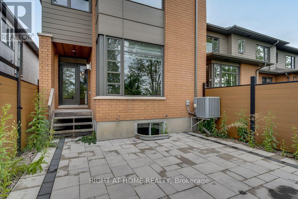1030 EIDER STREET - Image 29