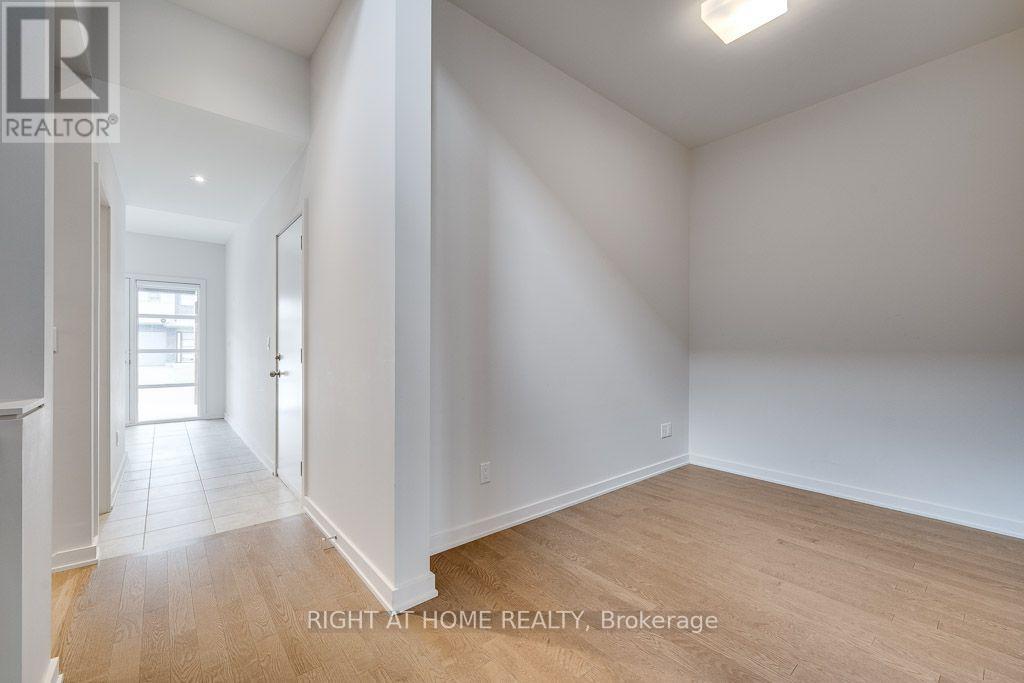 1030 EIDER STREET - Image 6