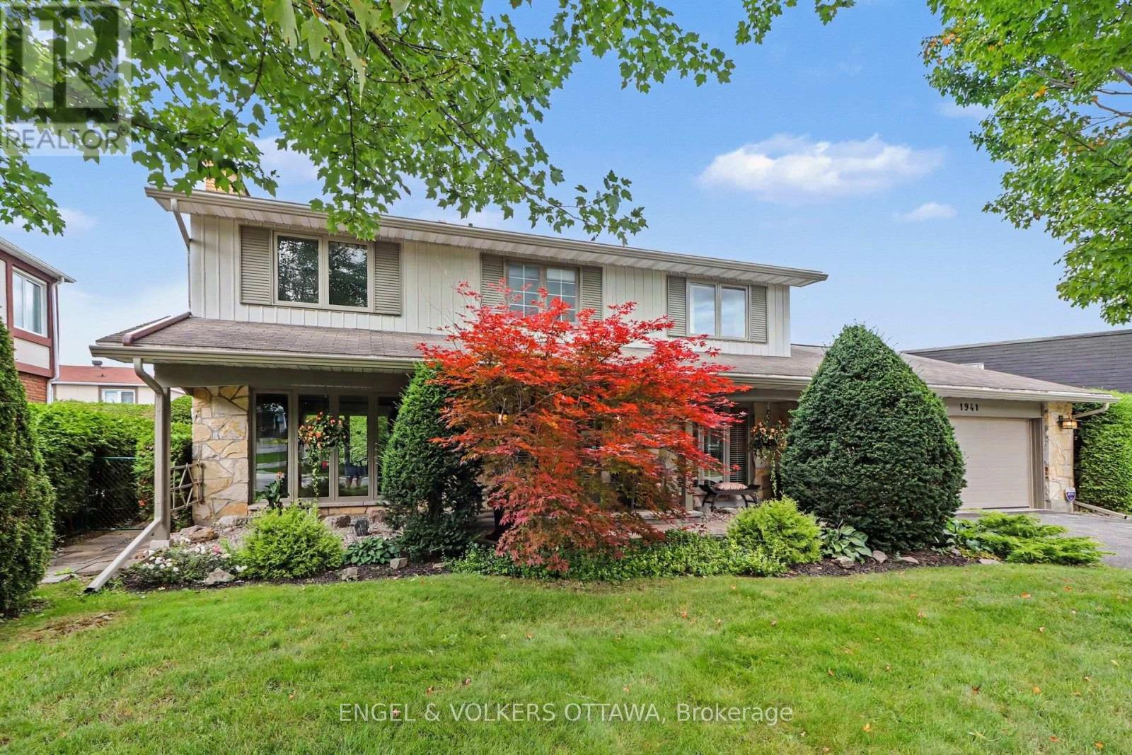 1941 NASKAPI DRIVE - 1