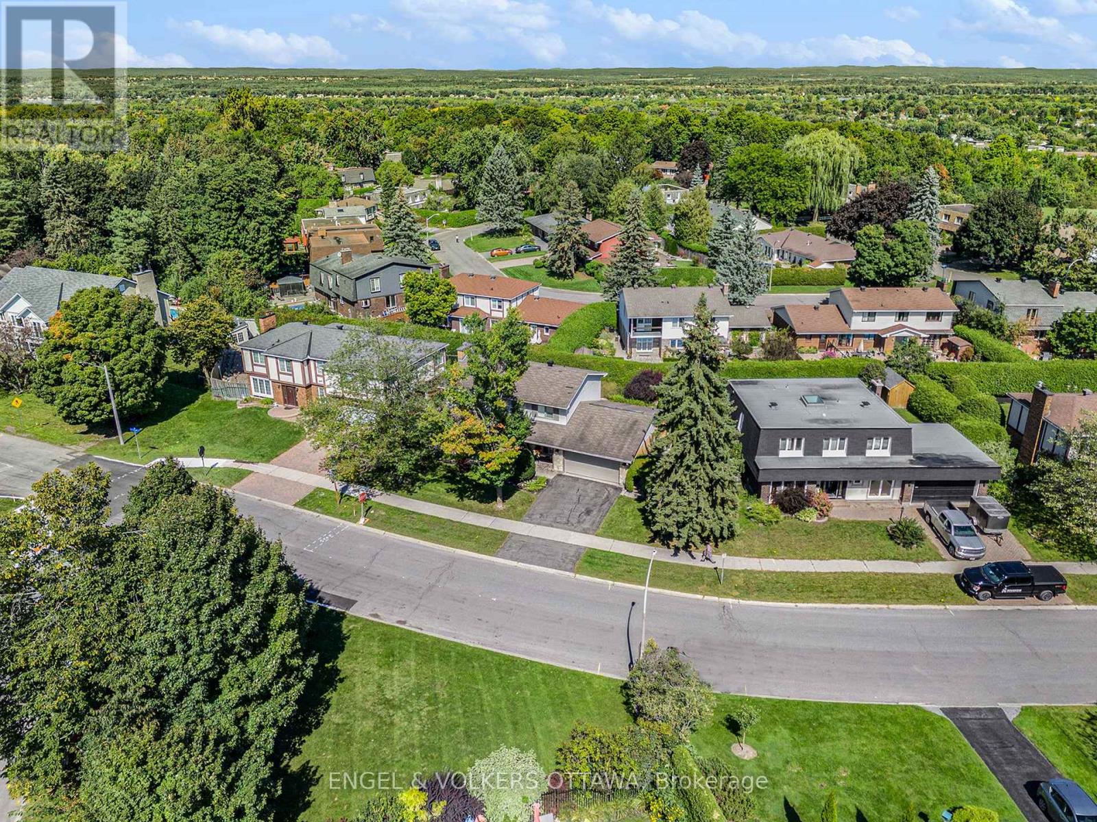 1941 NASKAPI DRIVE - 5