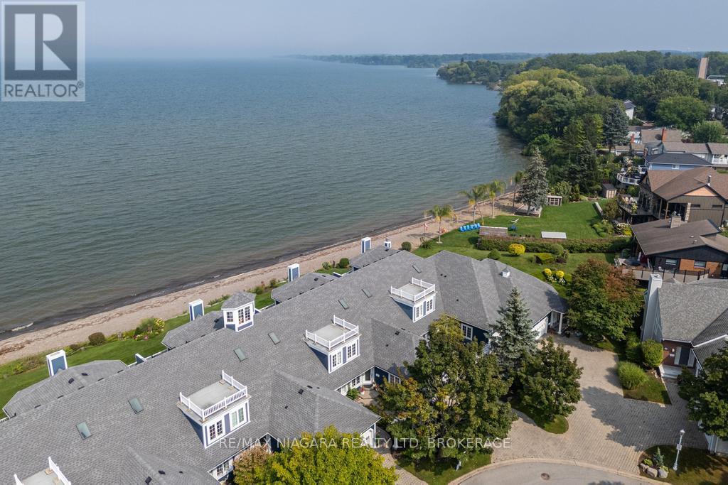#66 7 LAKESIDE DRIVE - 42
