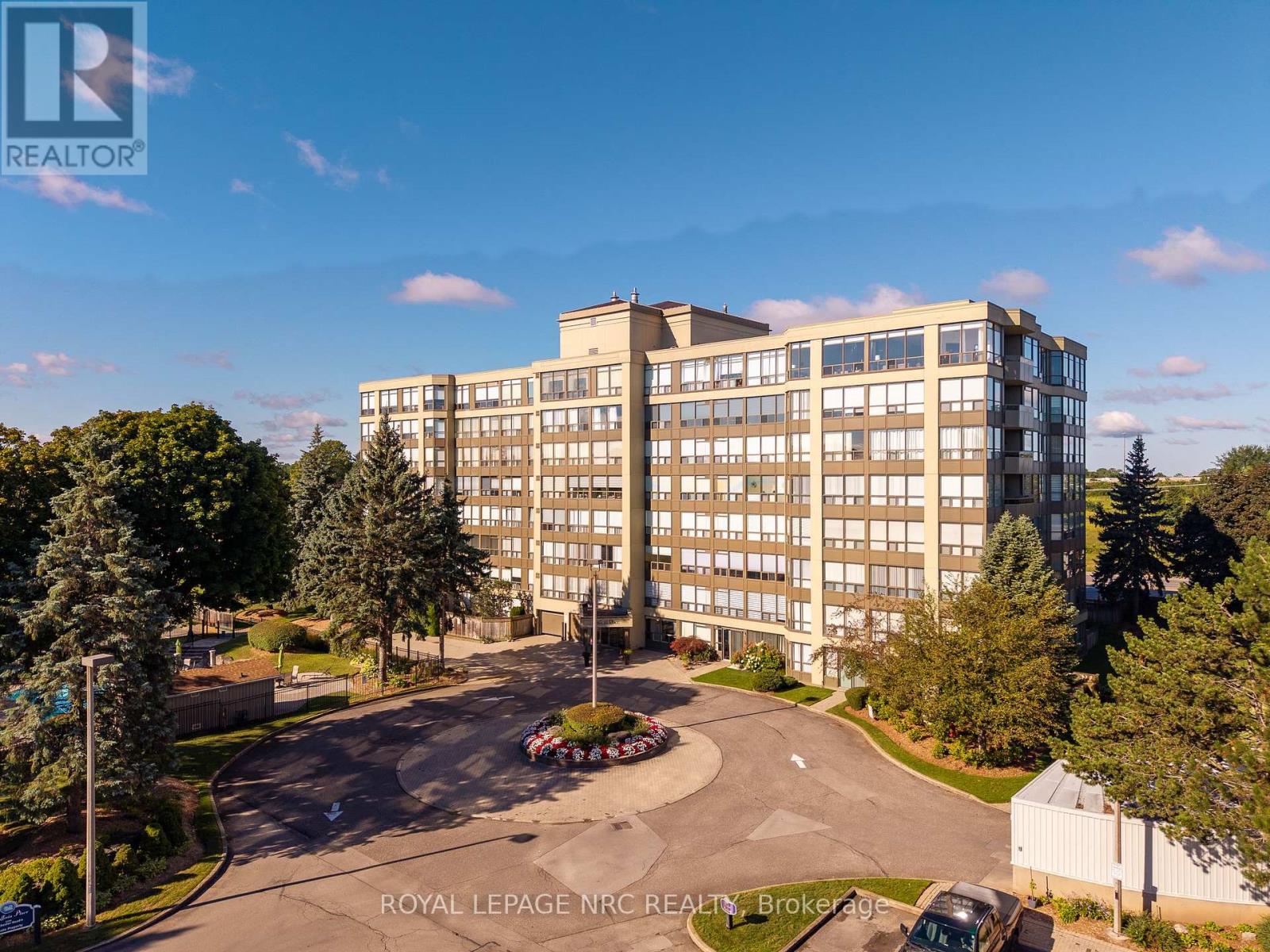 ##606 5100 DORCHESTER ROAD - 27