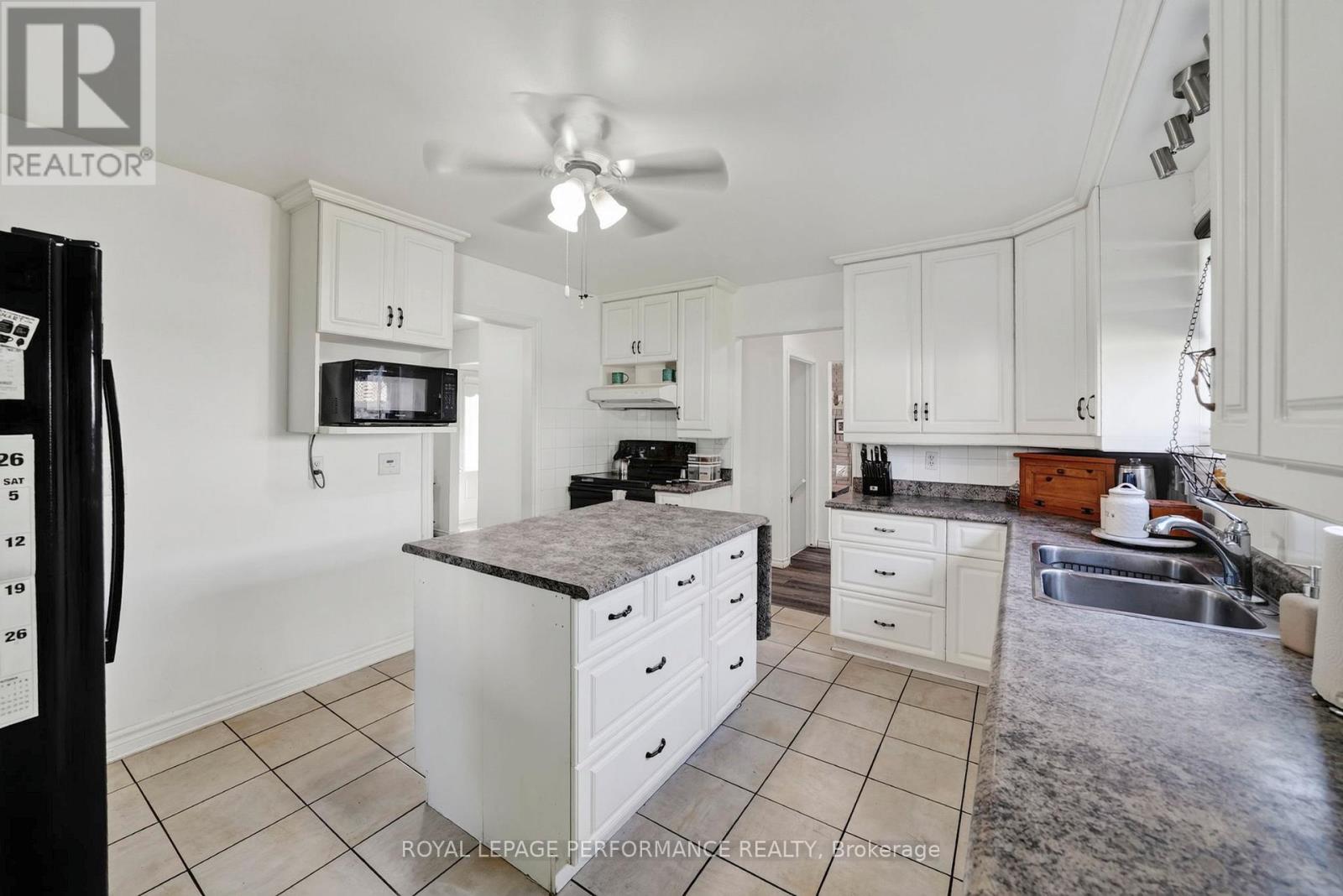 1824 ELGIN STREET - Image 15