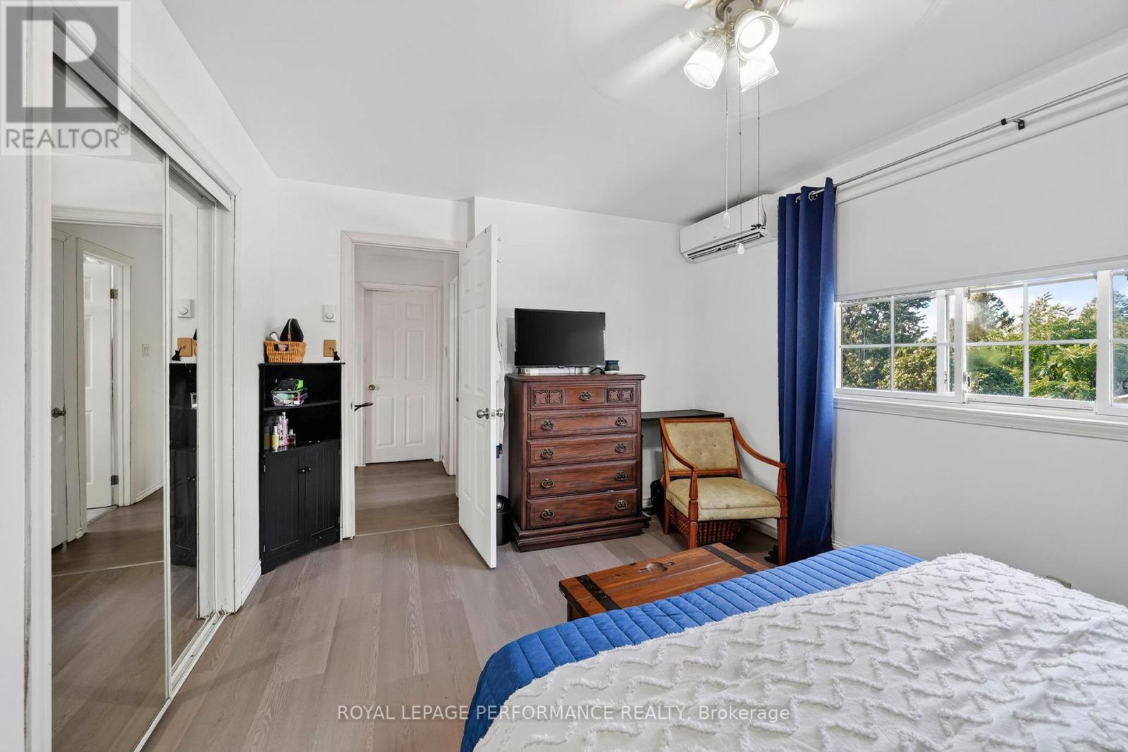 1824 ELGIN STREET - Image 29
