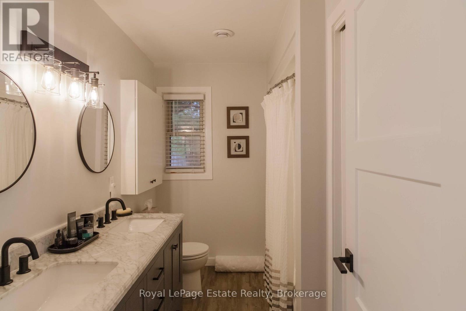 497 ELIZABETH STREET - Image 31