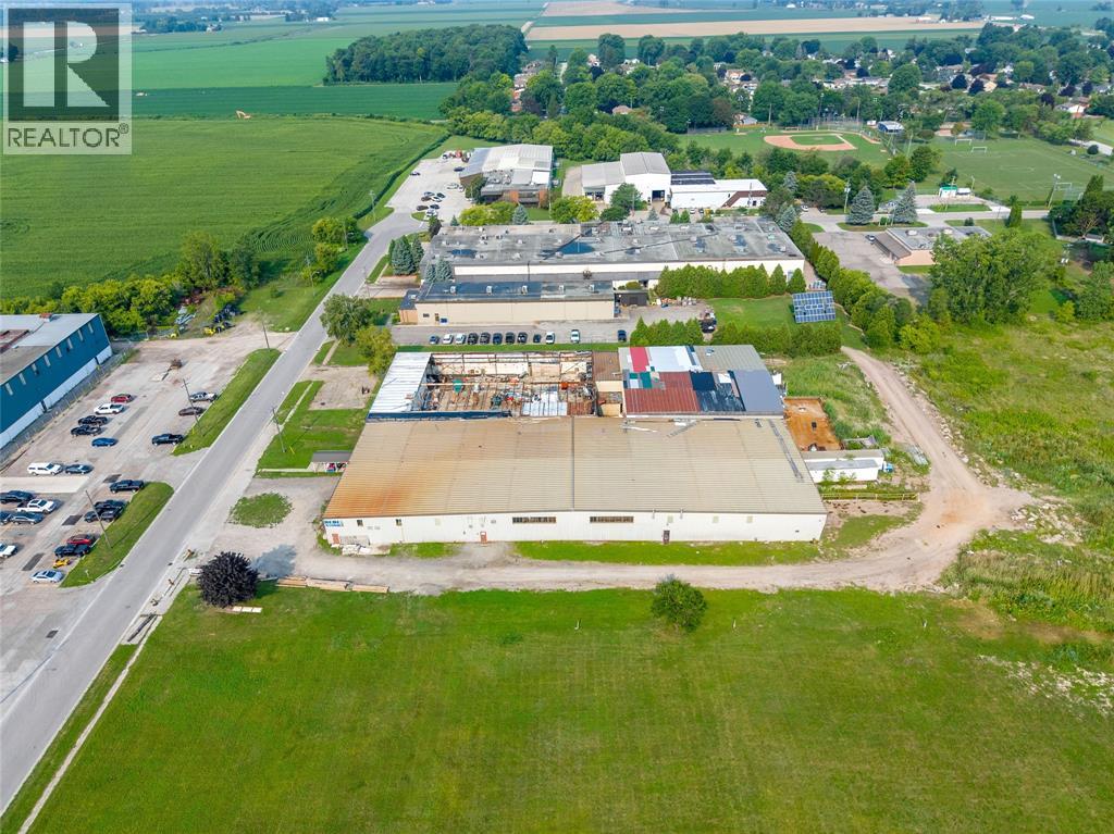 64 Garnet Street Northeast, Wallaceburg, Ontario, N8A5E6, Wallaceburg, Ontario — photo 5 of 5