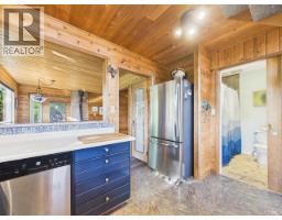 9951 Finn Bay Rd, Powell River, BC V0N2G0 Photo 24