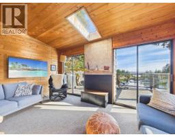 9951 Finn Bay Rd, Powell River, BC V0N2G0 Photo 30