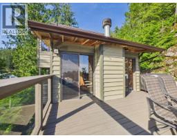 9951 Finn Bay Rd, Powell River, BC V0N2G0 Photo 27
