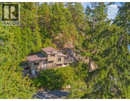 9951 Finn Bay Rd, Powell River, BC V0N2G0 Photo 18