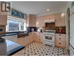 5643 Curtis Place, Sechelt, BC V7Z0R9 Photo 18