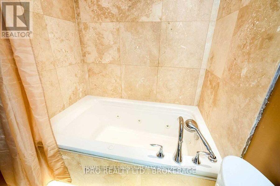 #46 6679 SHELTER BAY ROAD - 33