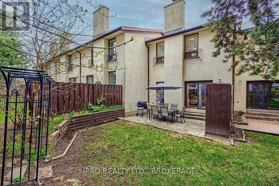 #46 6679 SHELTER BAY ROAD - 38