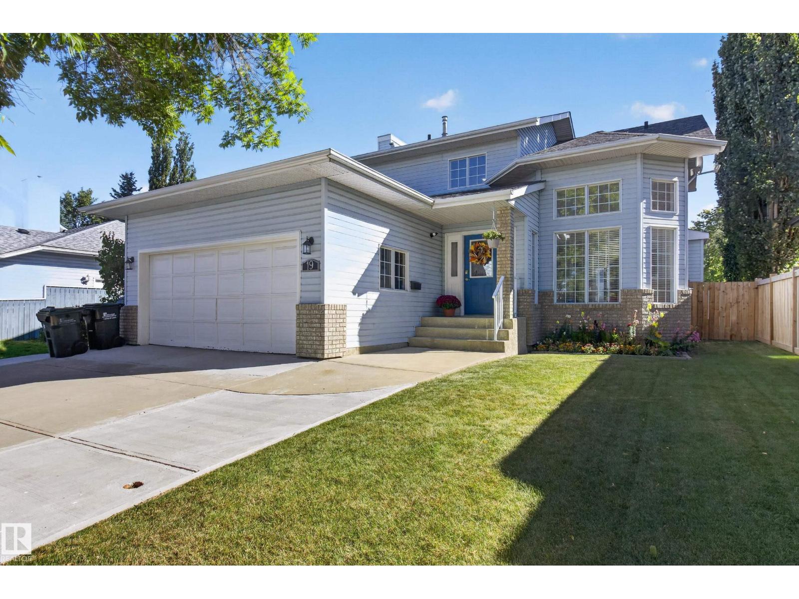 19 CATALINA DR, Sherwood Park, Alberta, T8H1R2