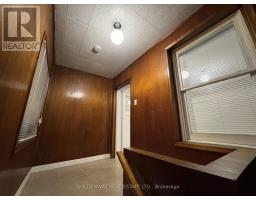 327 Springdale Boulevard, Toronto, ON M4C2A3 Photo 13