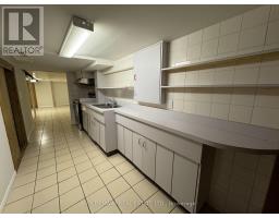 327 Springdale Boulevard, Toronto, ON M4C2A3 Photo 14