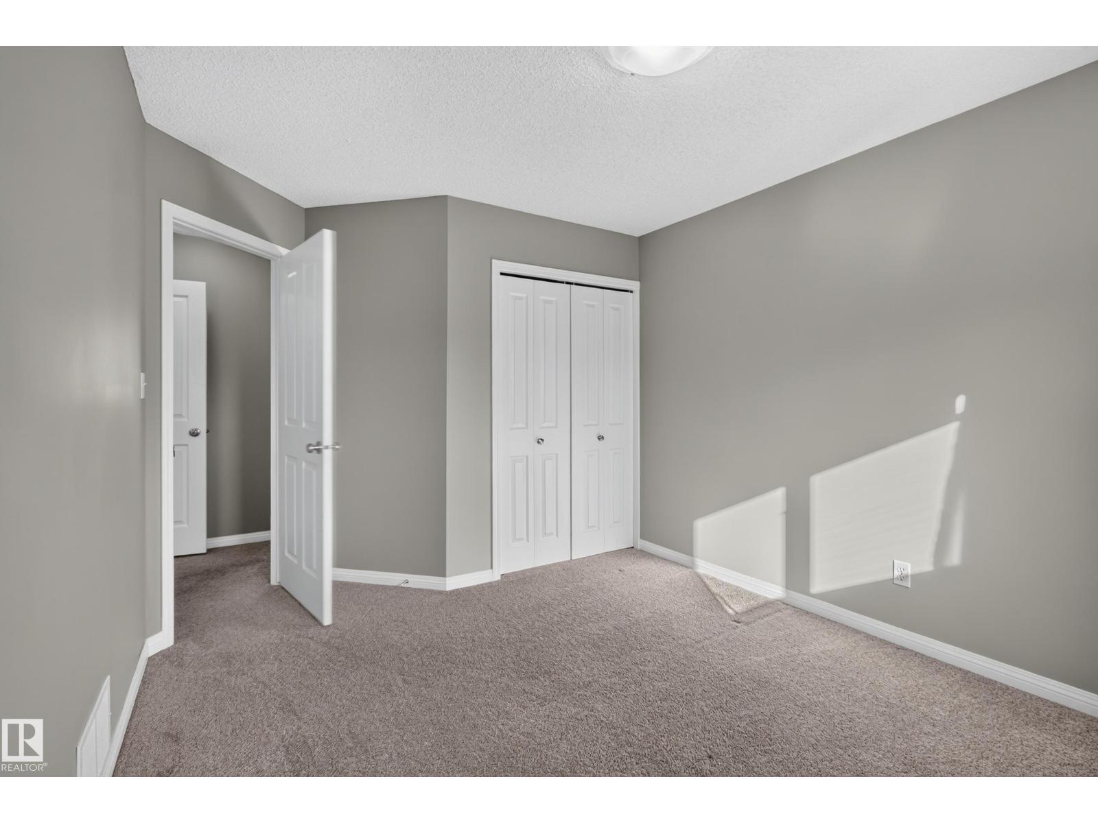 19 CATALINA DR - 45
