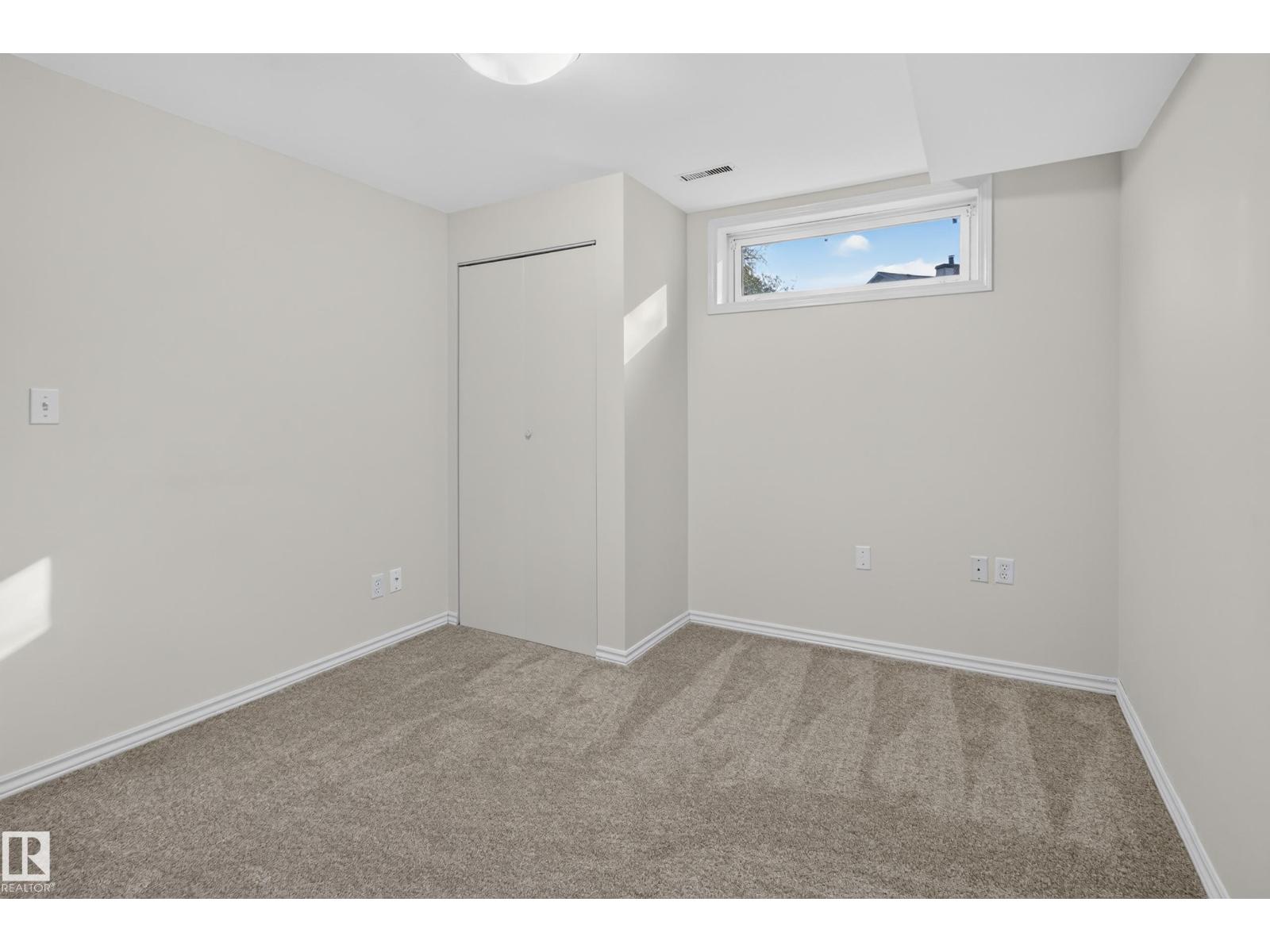 19 CATALINA DR - 53