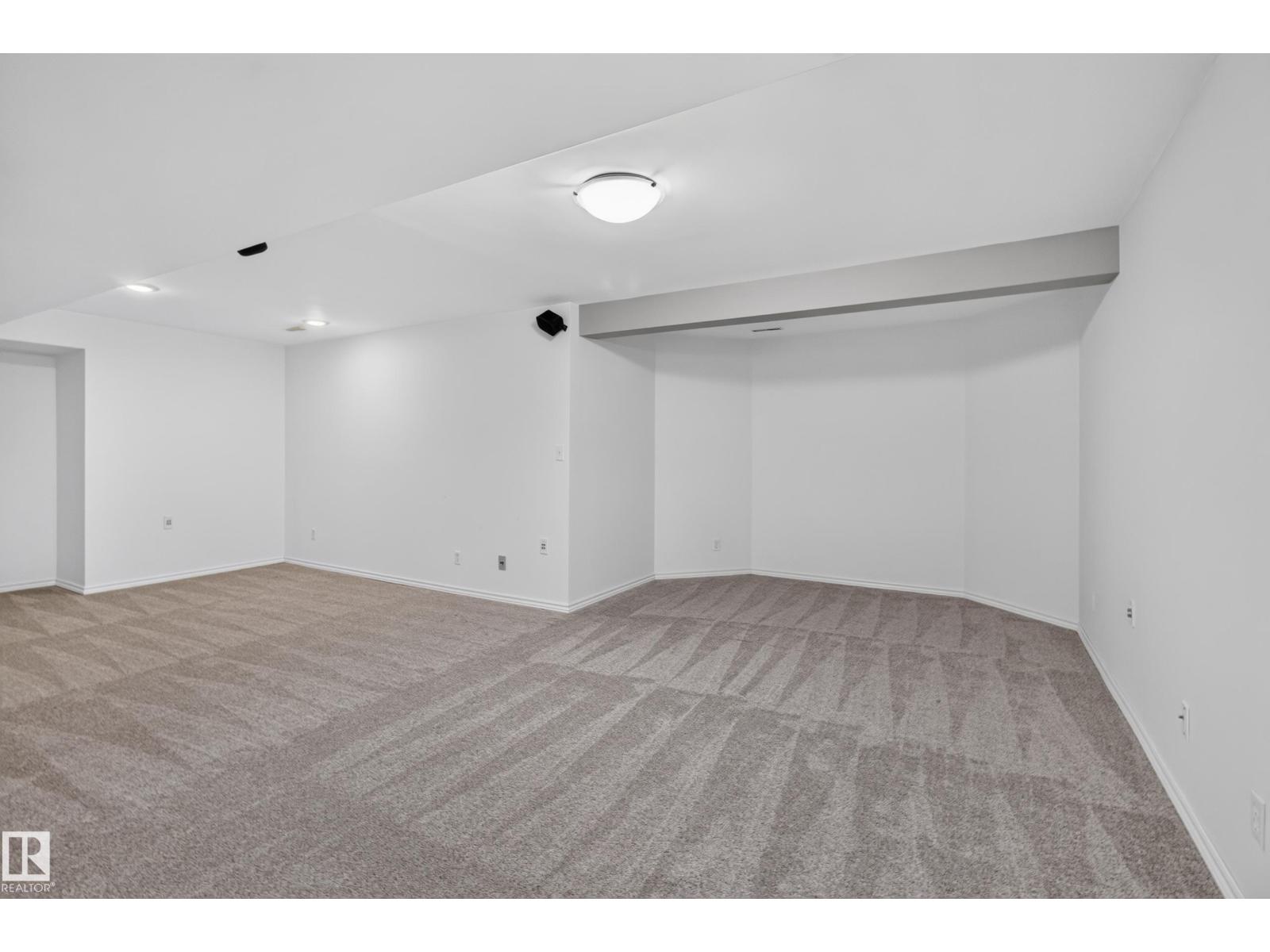 19 CATALINA DR - 55