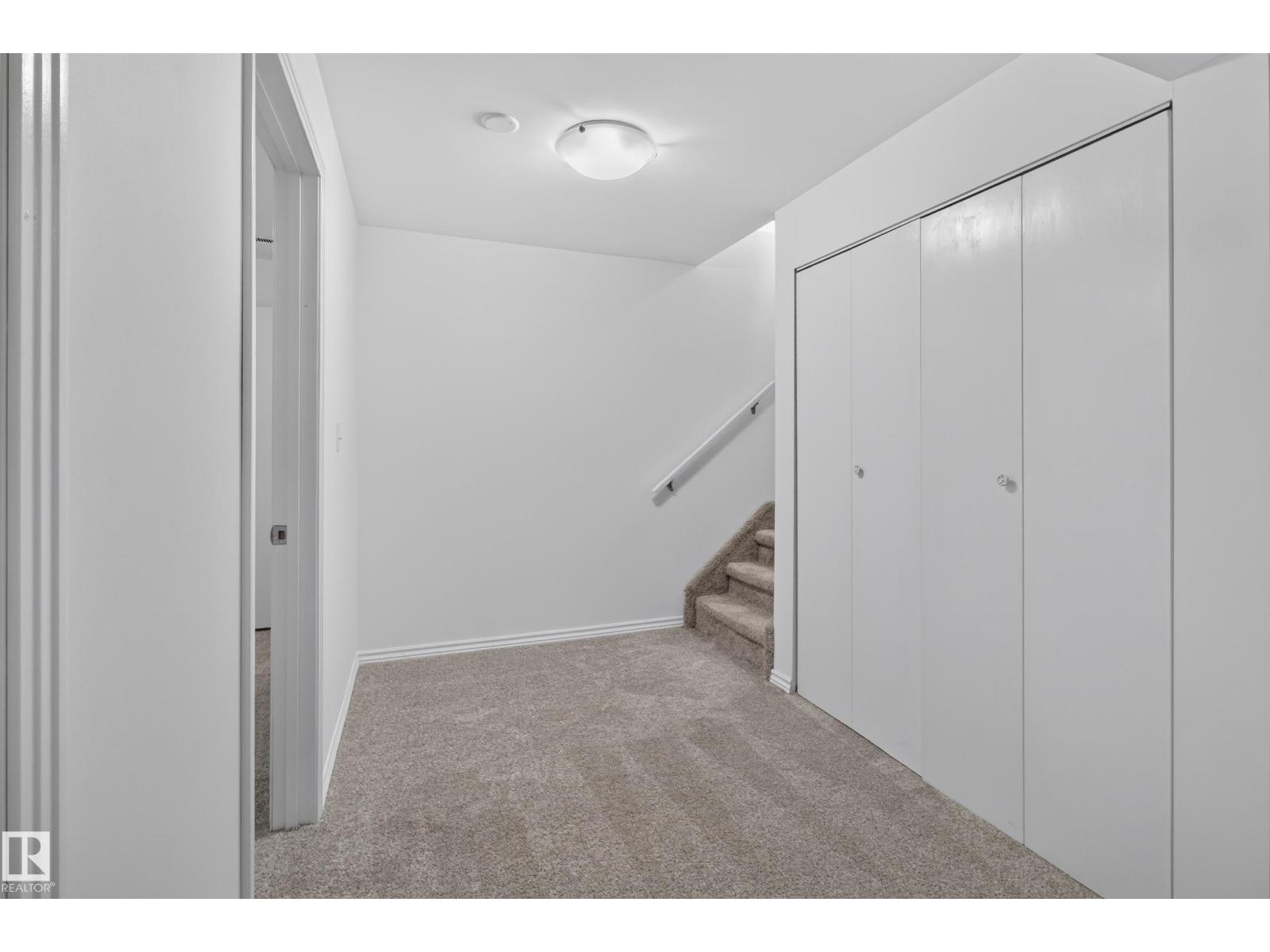 19 CATALINA DR - 47