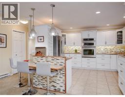 Kitchen - 2087 James White Blvd, Sidney, BC V8L4G5 Photo 8