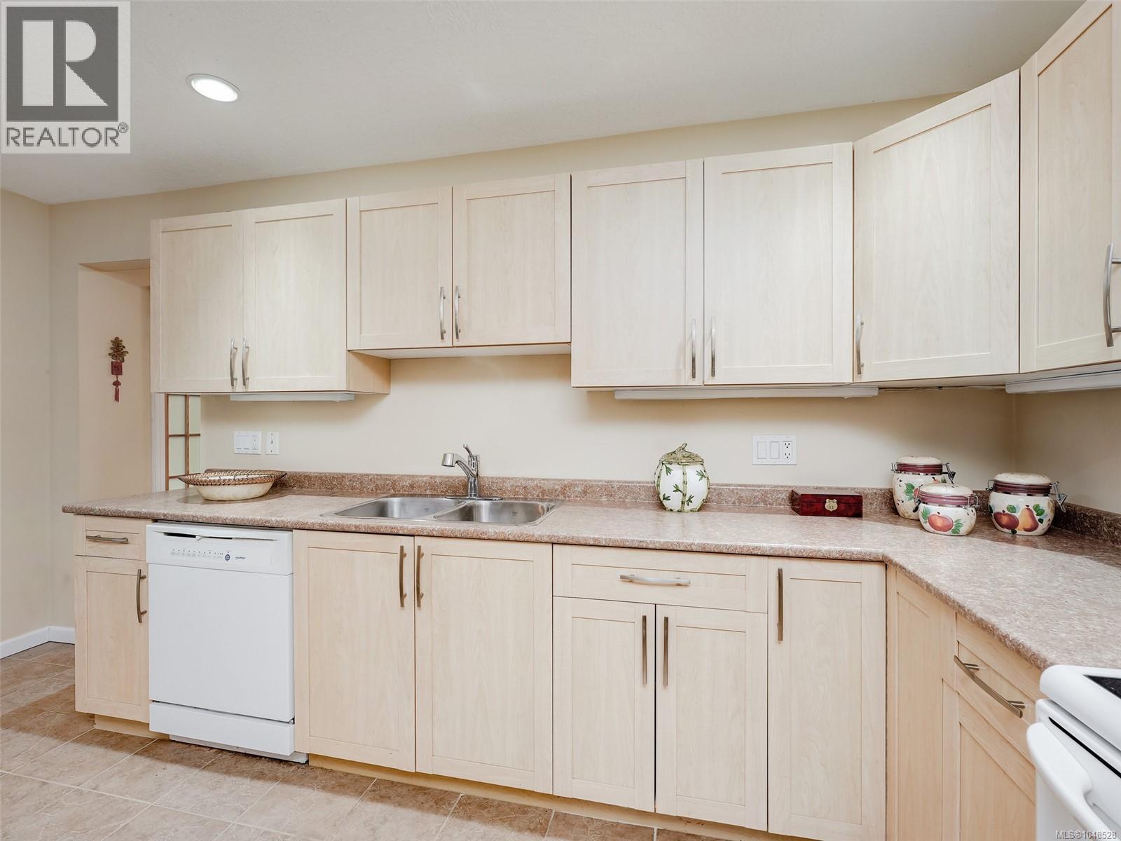 9907 Galaran Rd, Sidney