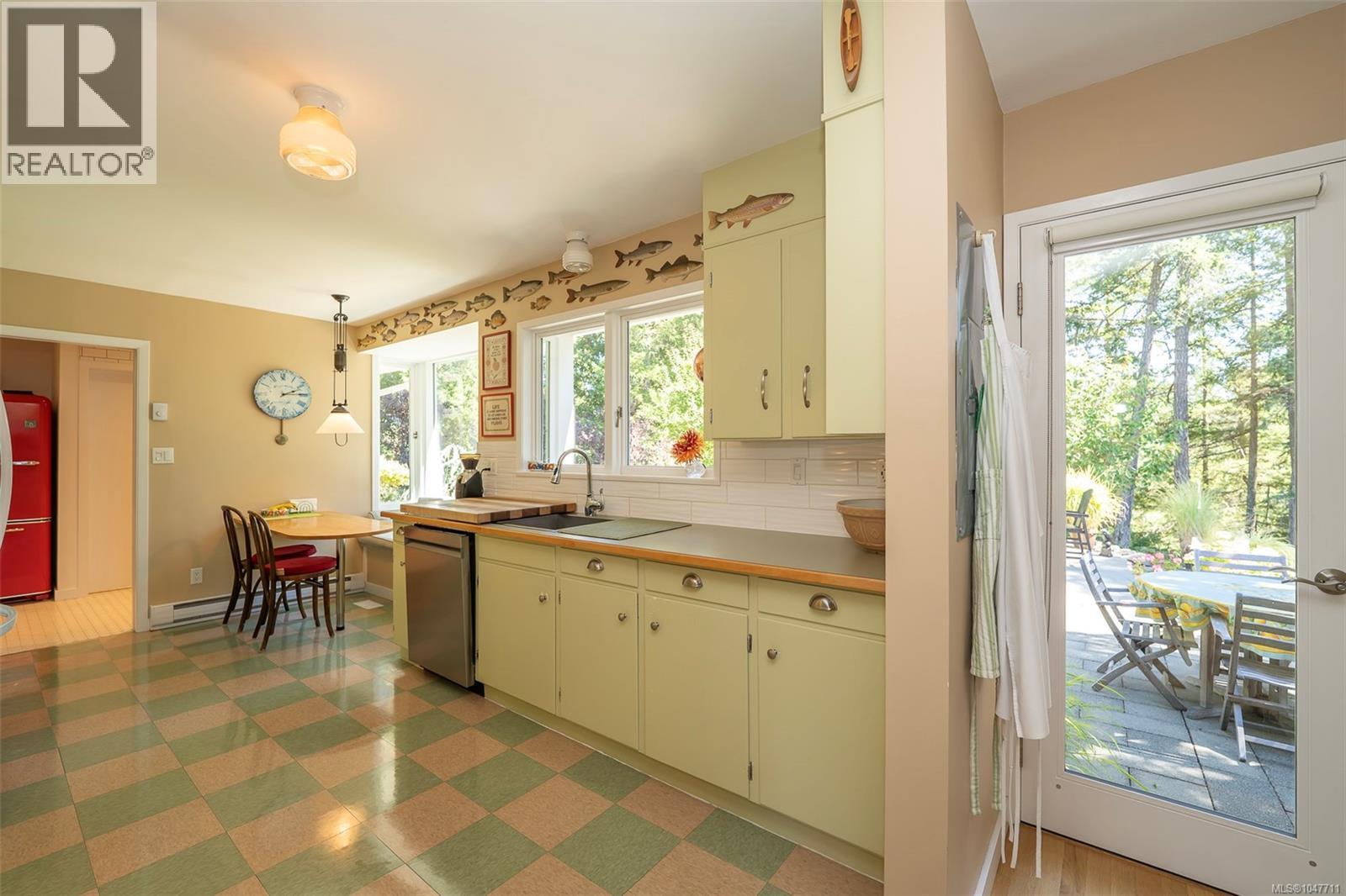 129 Sunset Dr - 19