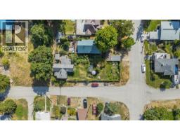 2433 First Avenue, Rossland, BC V0G1Y0 Photo 53