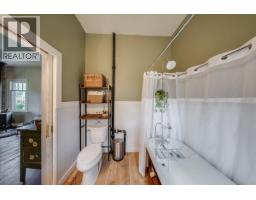 2433 First Avenue, Rossland, BC V0G1Y0 Photo 22