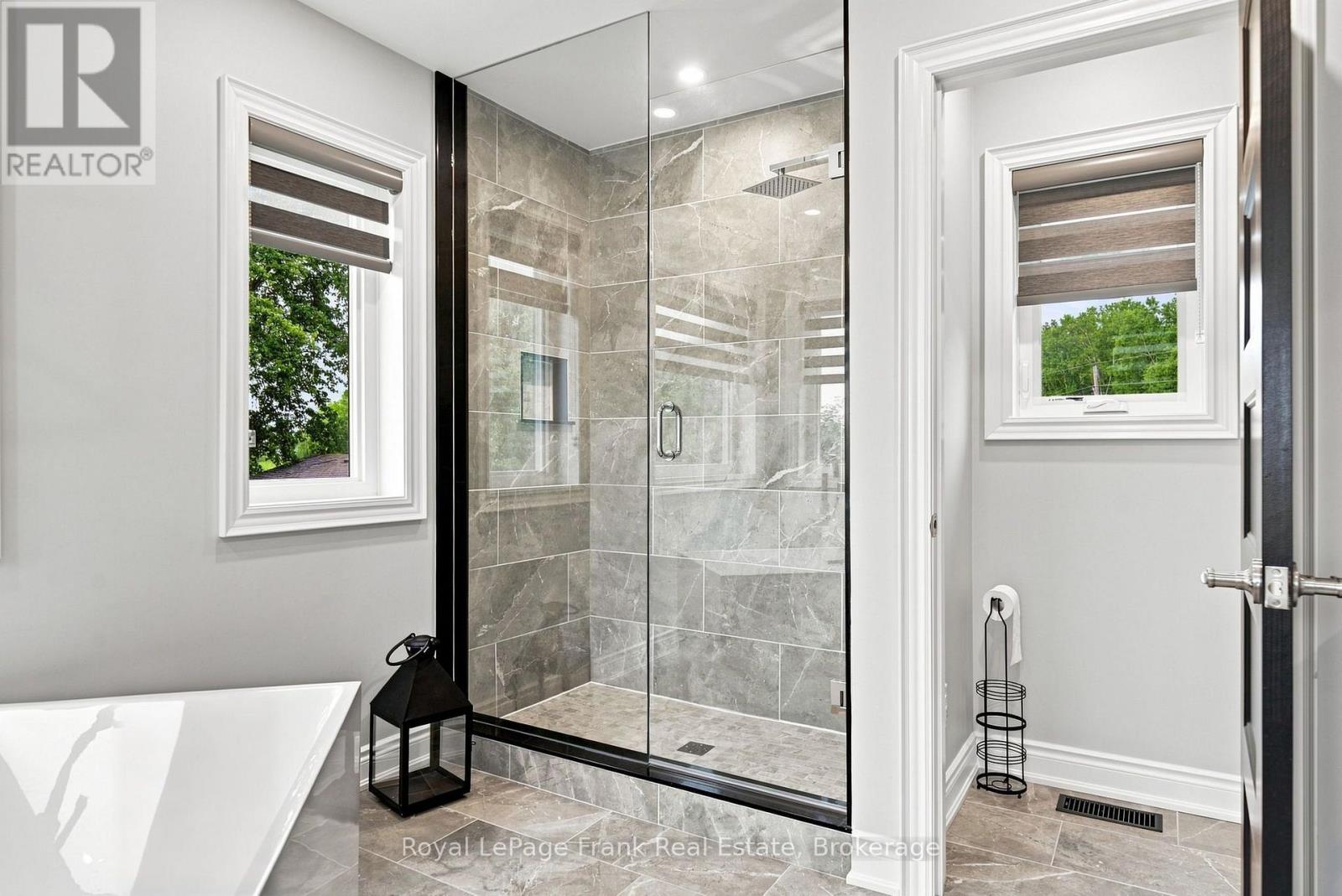 526 VIEW LAKE ROAD - Image 30
