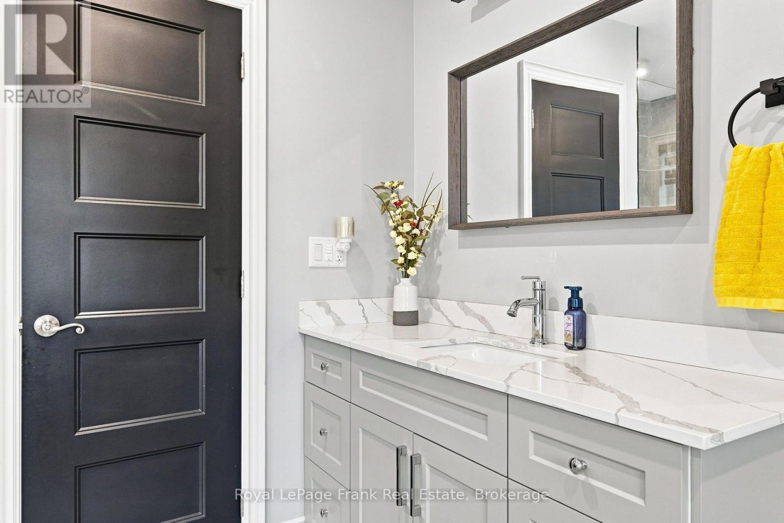 526 VIEW LAKE ROAD - Image 33