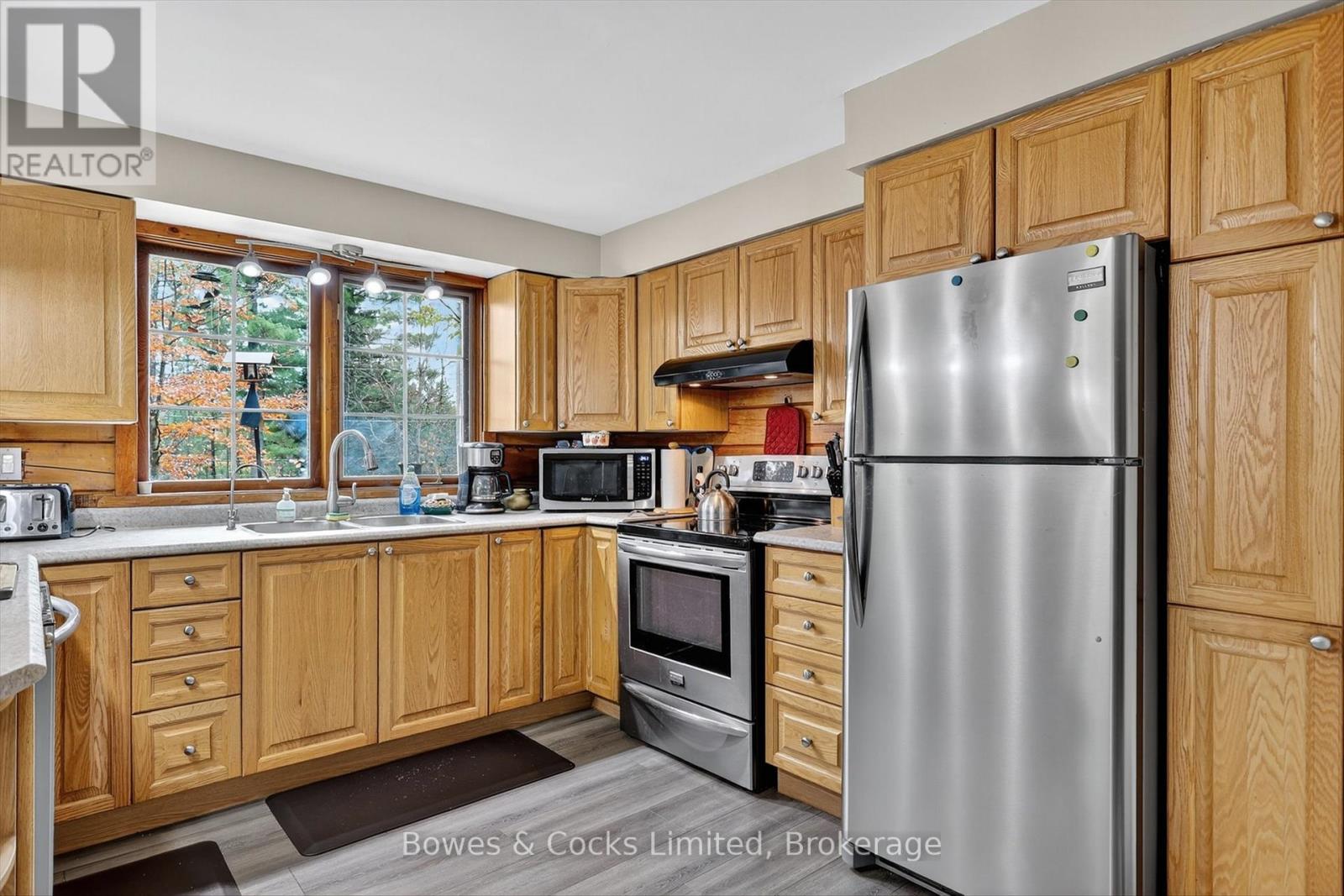 82 BAY LAKE ROAD - 10