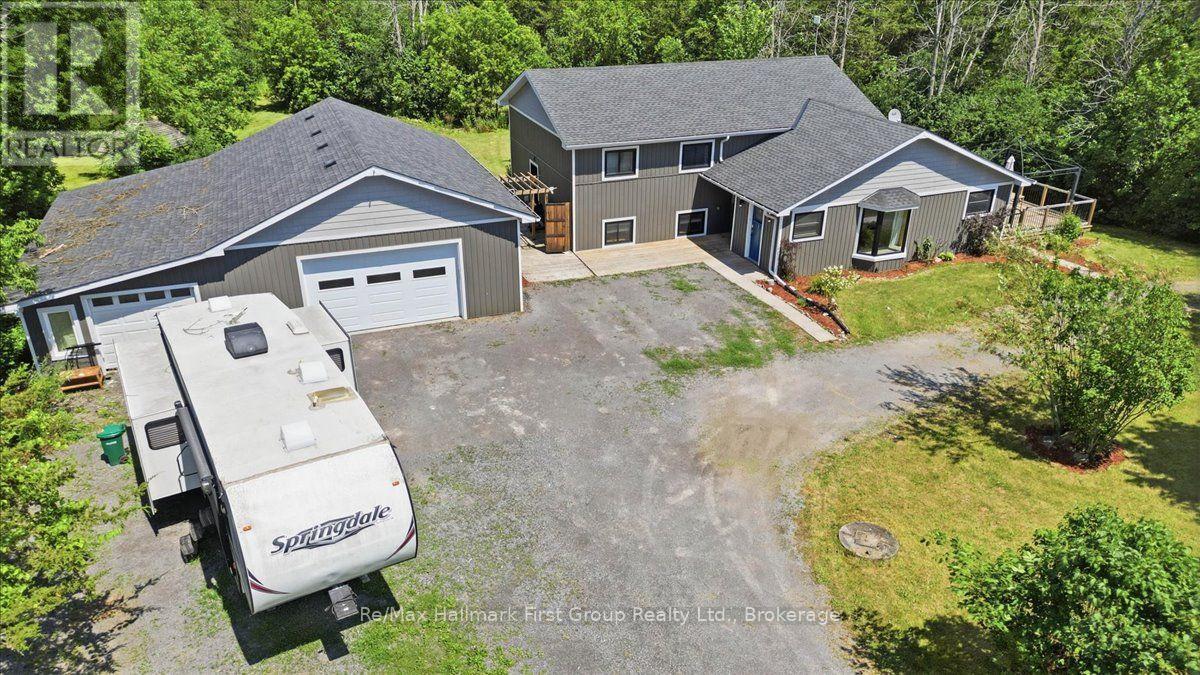 Property for sale at 1233 LAZIER ROAD