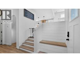4pc Bathroom - 10605 114a Street, Grande Prairie, AB T8V6L7 Photo 6