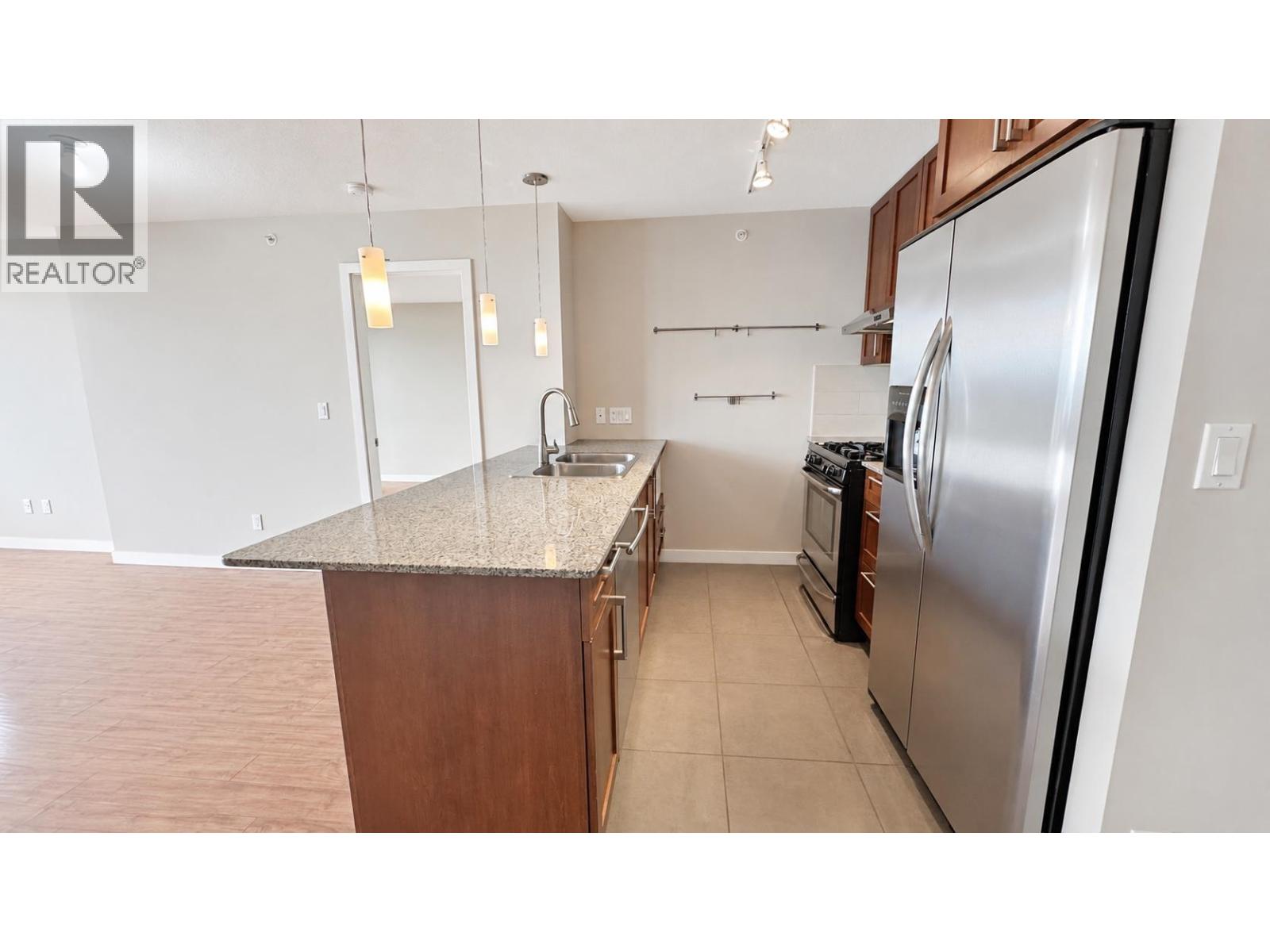 #24xx 7088 SALISBURY Avenue, Burnaby, British Columbia, V5E0A4, Burnaby, British Columbia — photo 4 of 5