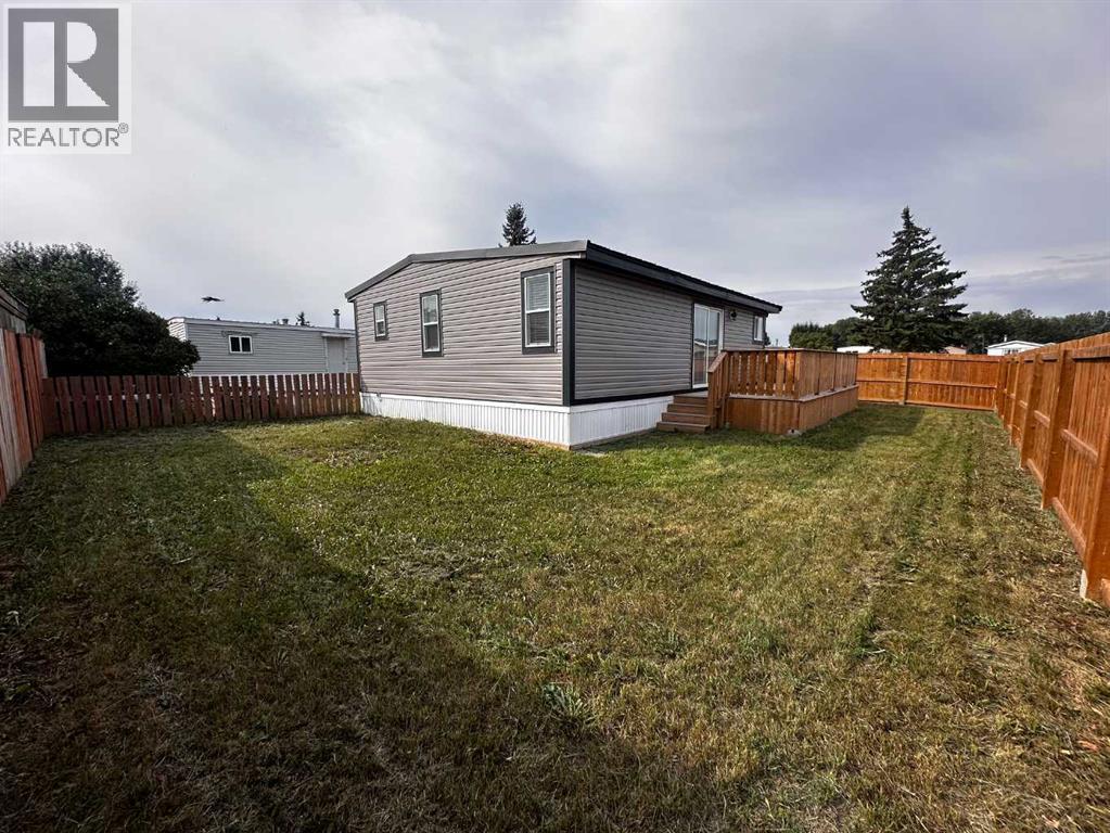 Listing photo – 200, 5344 76 Street, Red Deer