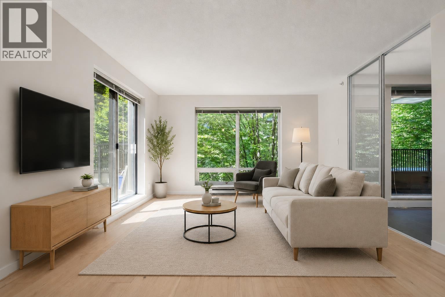#401 1055 HOMER Street, Vancouver, British Columbia, V6B1G3, Vancouver, British Columbia — photo 3 of 5