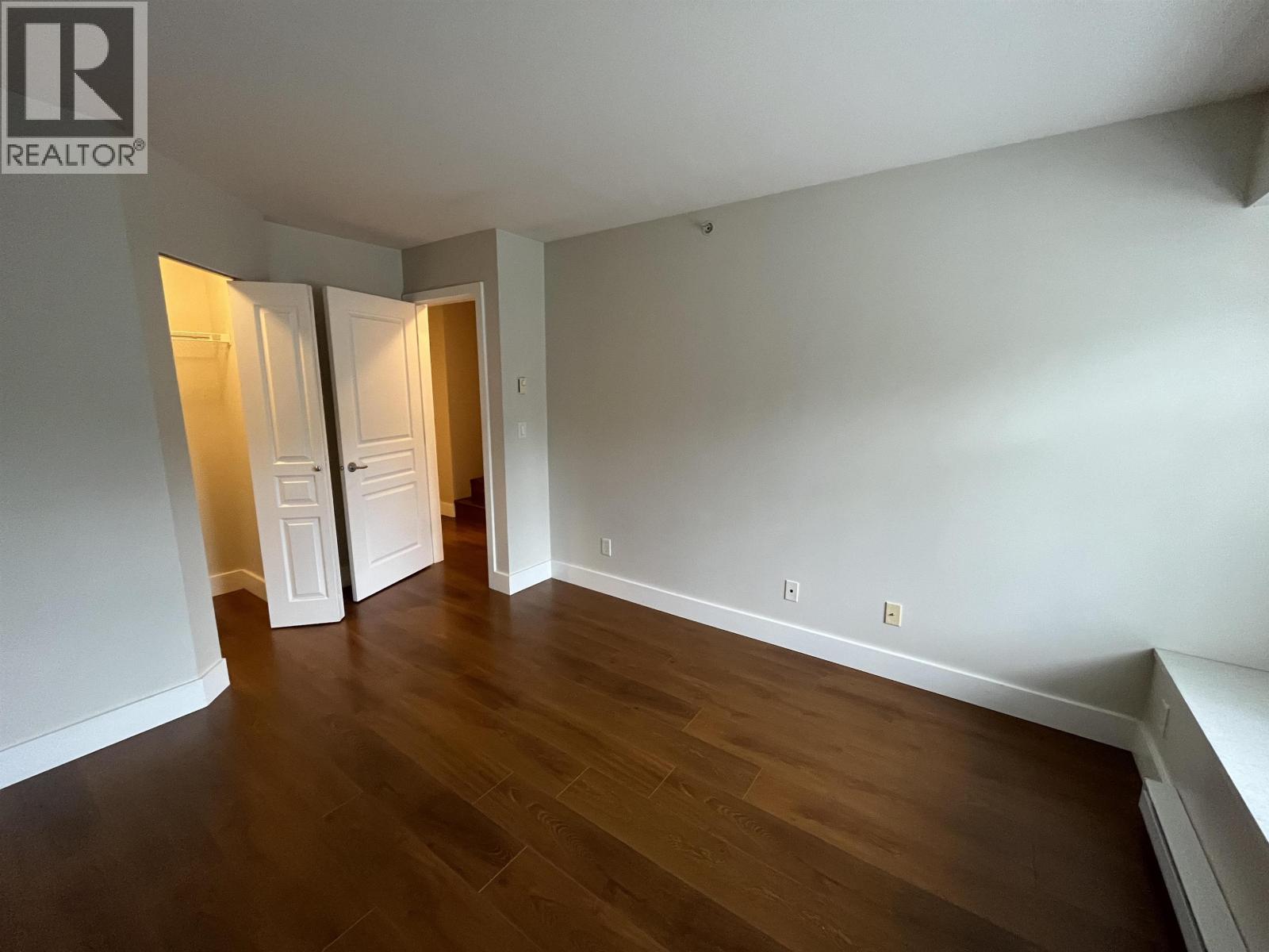 48 7428 SOUTHWYNDE AVENUE, Burnaby - Image 1
