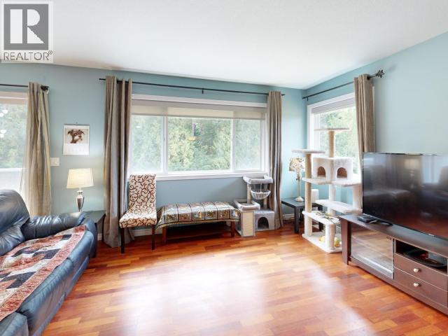 3980 WESTVIEW AVE, Powell River, British Columbia, V8A5V3, Powell River, British Columbia — photo 5 of 5