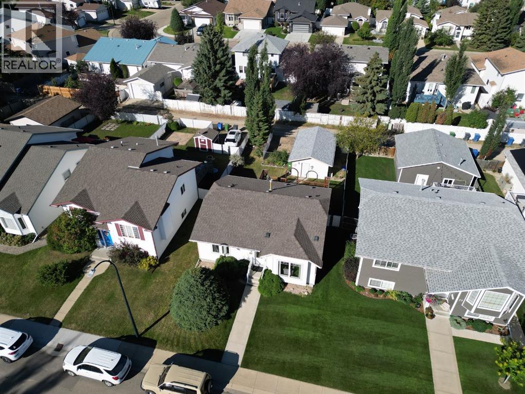 Listing photo – 73 Darling Crescent, Red Deer