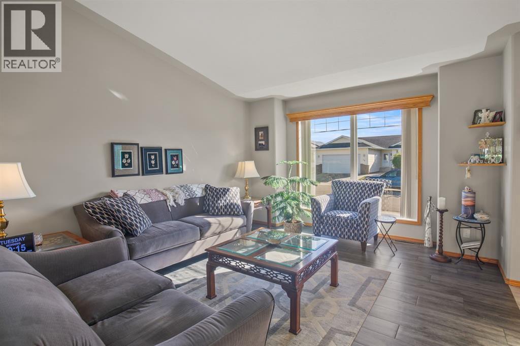 Listing photo – 73 Darling Crescent, Red Deer