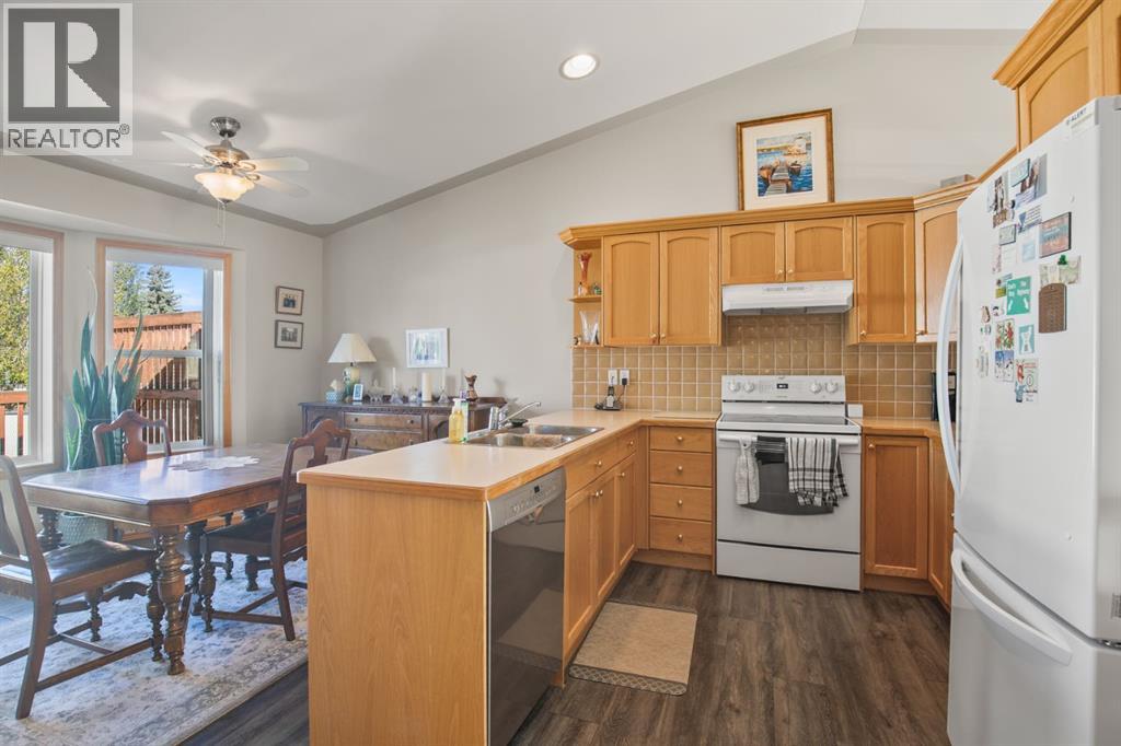 Listing photo – 73 Darling Crescent, Red Deer