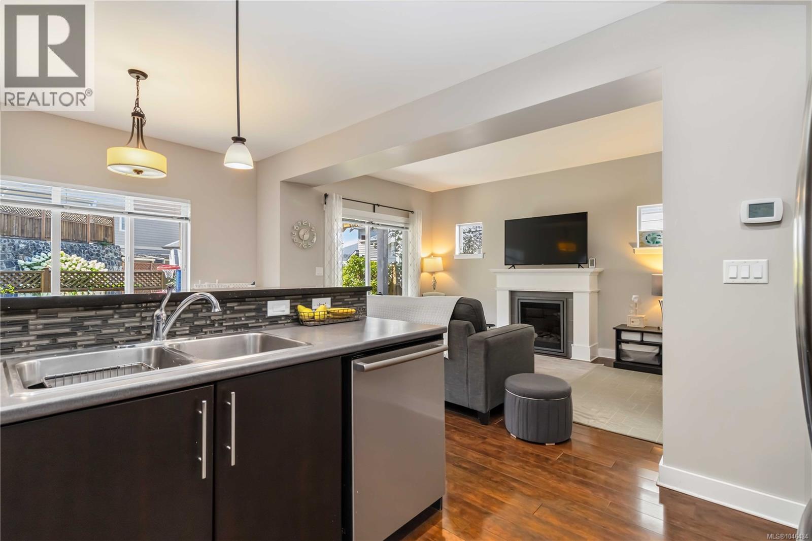  1274 Freshwater Crescent, Langford