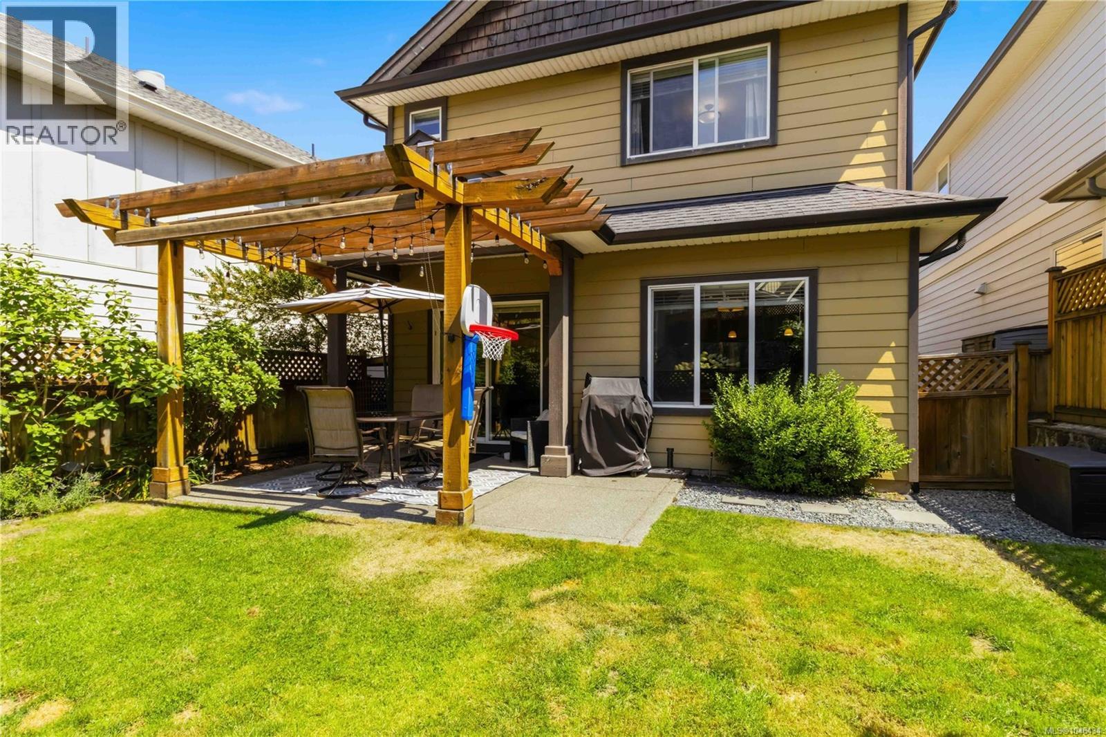  1274 Freshwater Crescent, Langford