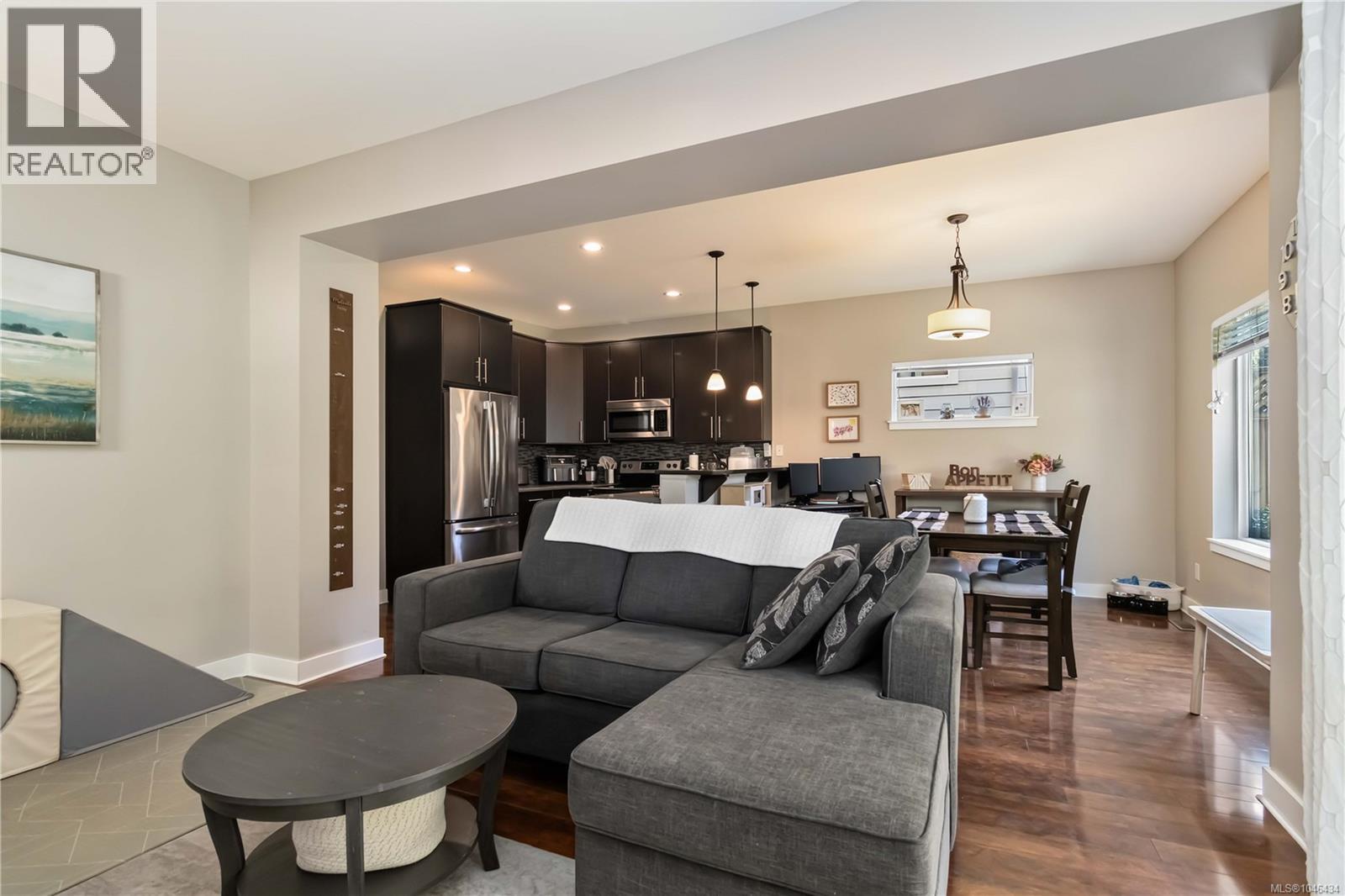  1274 Freshwater Crescent, Langford